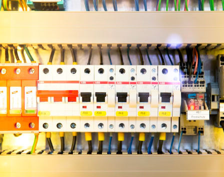 Jual Genset Silent Tahan Lama dengan Perawatan Mudah