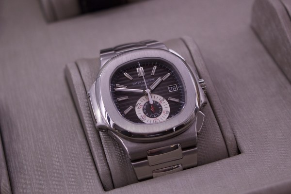 Wajib Dikenali, Ini Ciri-Ciri Jam Tangan Patek Philippe Asli